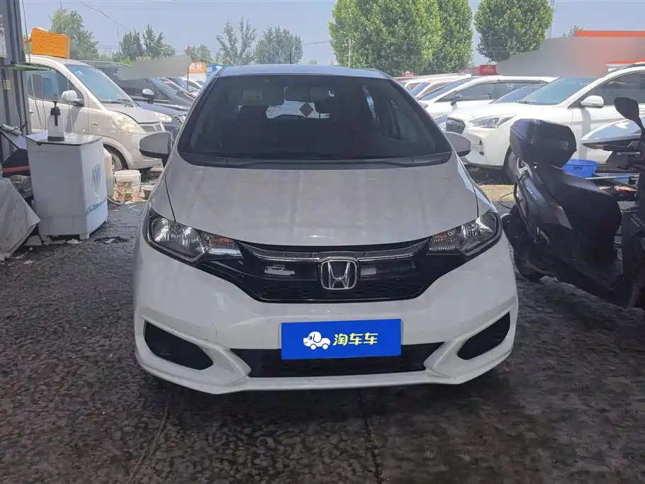 Honda Fit 2019 — фото 2