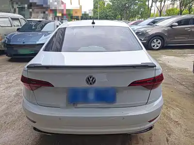 Volkswagen Sagitar 2022