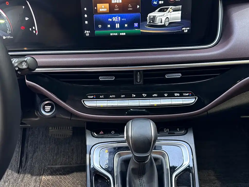 GAC Trumpchi M6 2021 — фото 14