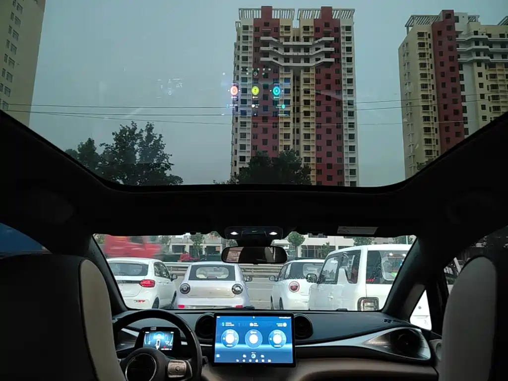 BYD Dolphin 2023 — фото 18