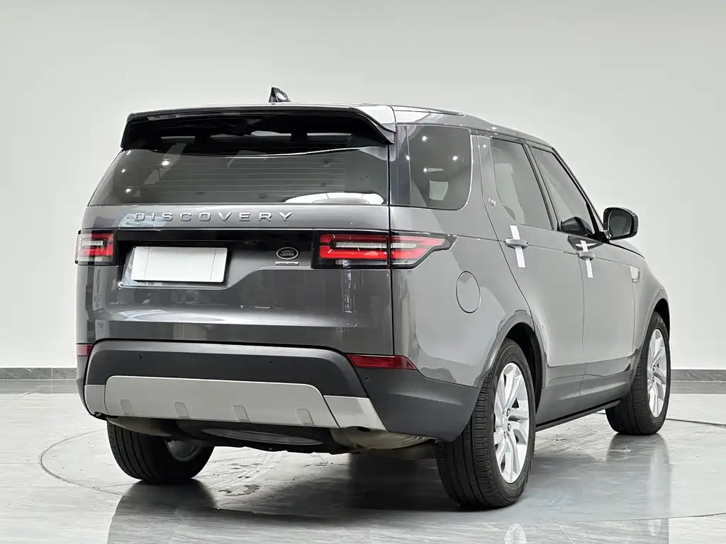Land Rover Discovery 2018 — фото 6