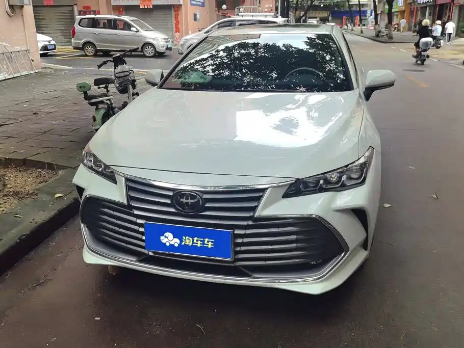 Toyota Avalon 2022