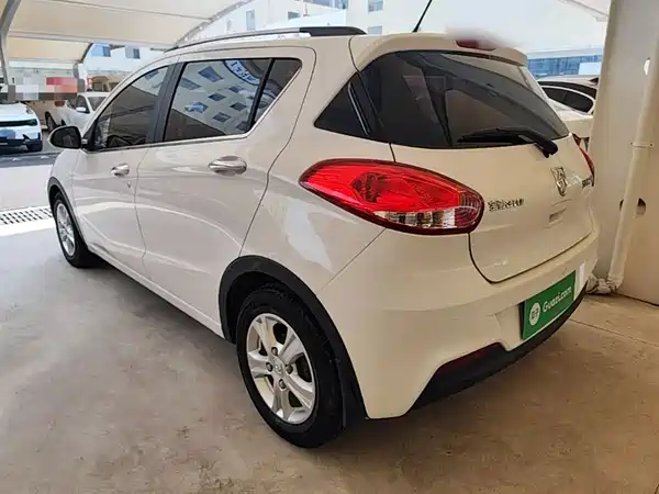 Baojun 310 2016