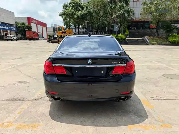 BMW 7 Series 2009