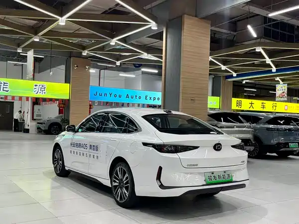 Changan Qiyuan A05 2024