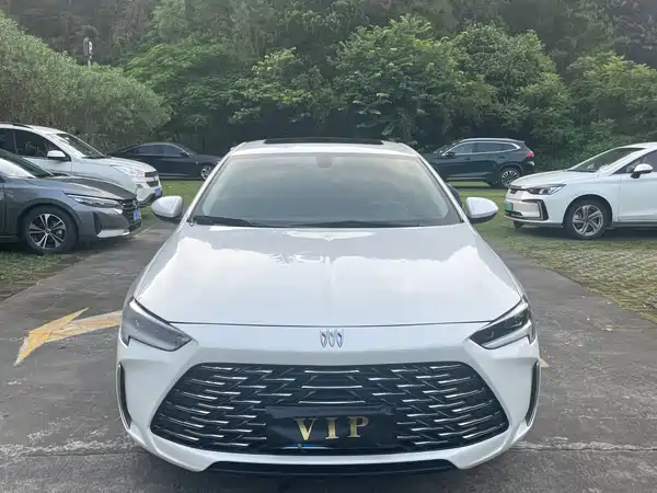 Buick Regal 2024