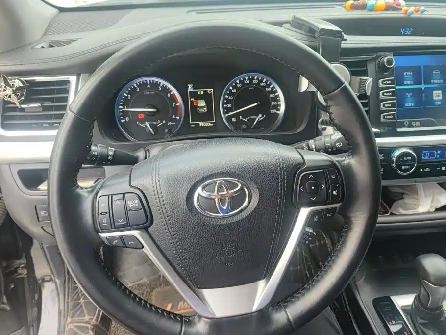 Toyota Highlander 2019 — фото 15