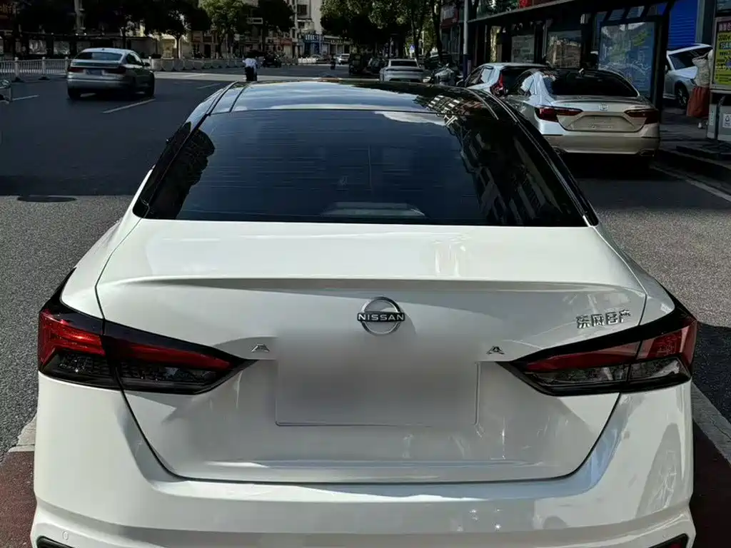 Nissan Teana 2024 — фото 13