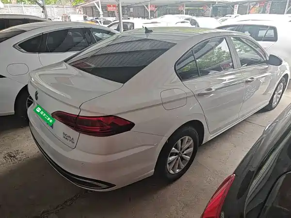 Volkswagen Bora 2023