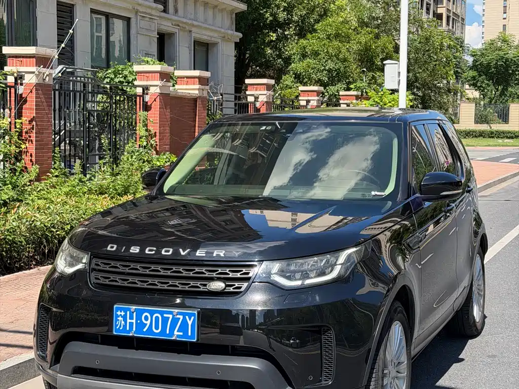 Land Rover Discovery 2017 — фото 1
