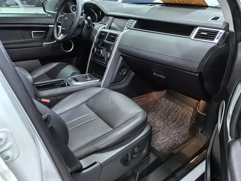 Land Rover Discovery Sport 2019 — фото 14