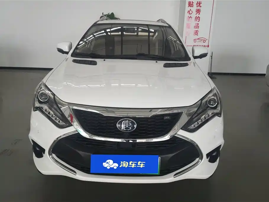 BYD Tang New Energy 2017 — фото 2