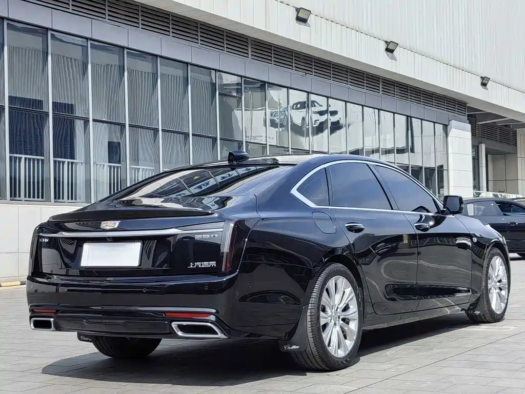 Cadillac CT6 2023 — фото 15