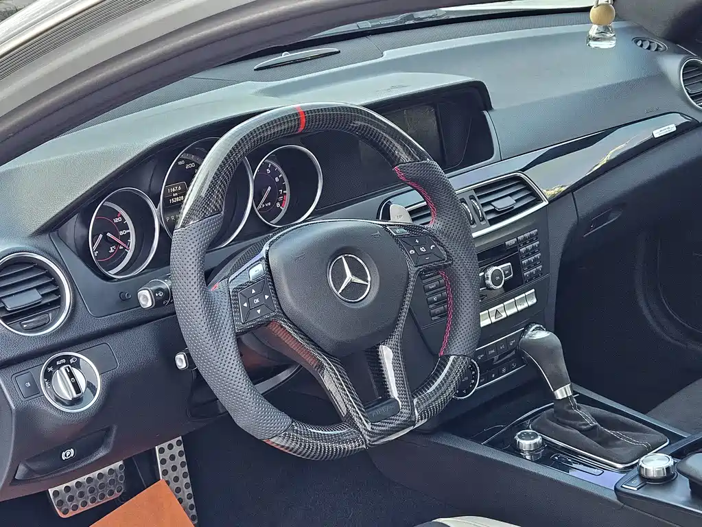 Mercedes-Benz C-Class AMG 2014 — фото 16