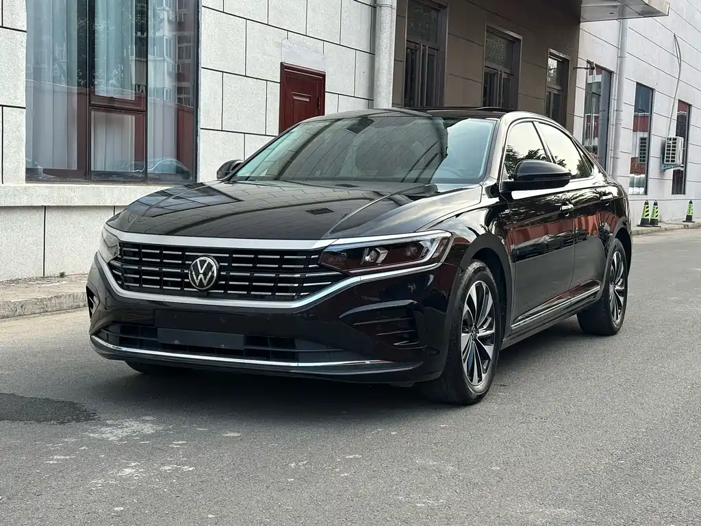 Volkswagen Passat 2023