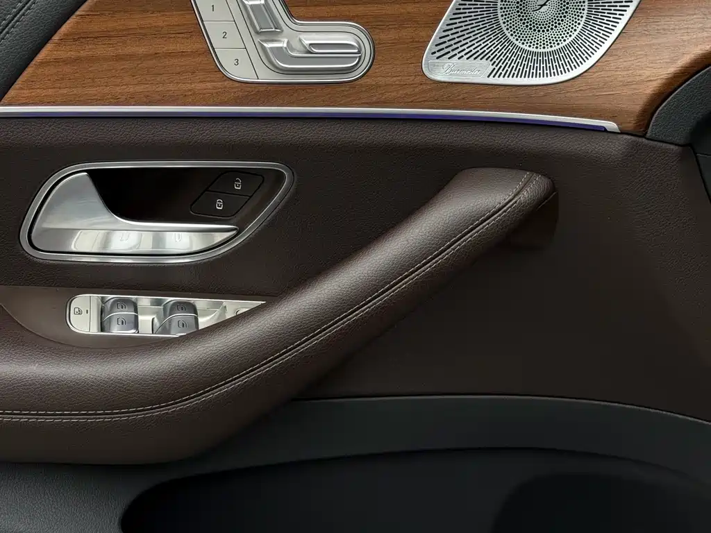 Mercedes-Benz GLS 2020 — фото 6