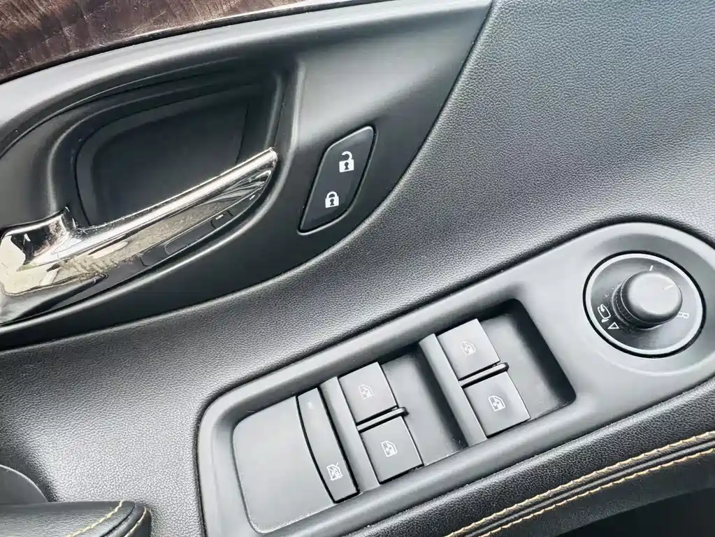 Buick LaCrosse 2015 — фото 16