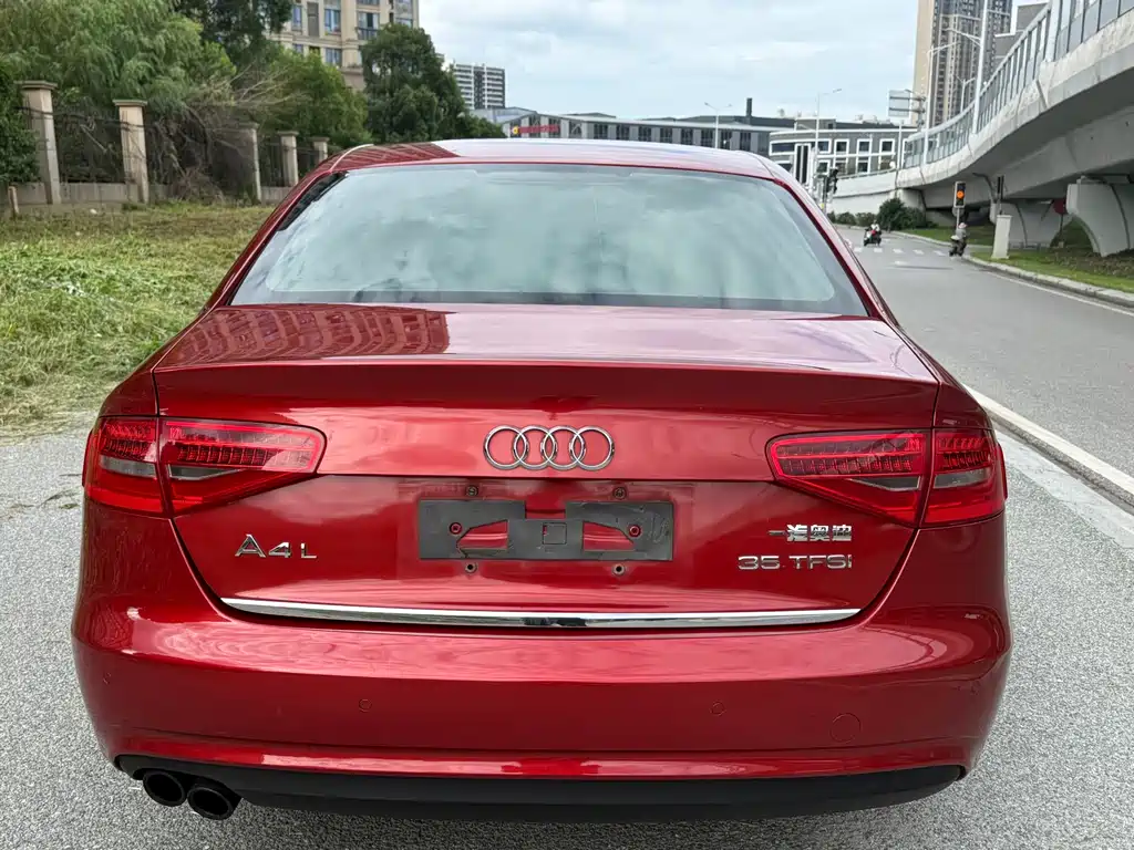 Audi A4L 2013