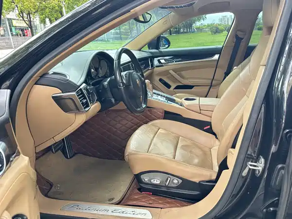 Porsche Panamera 2013