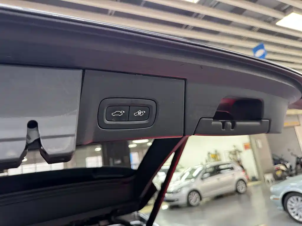 Volvo V90 2017 — фото 23