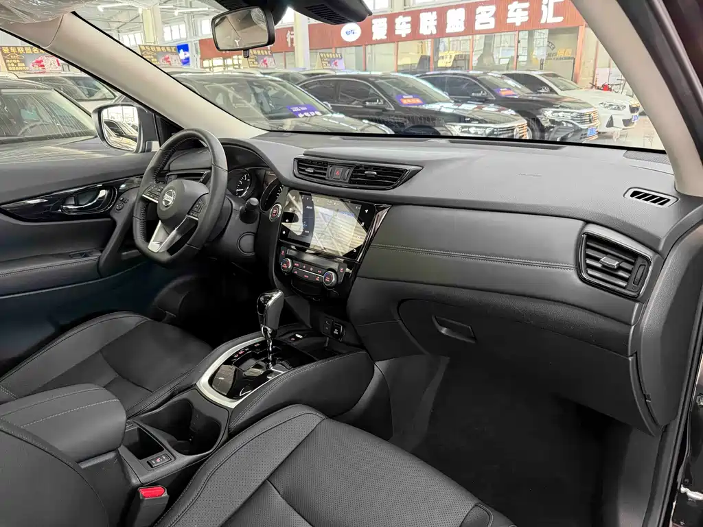 Nissan X-Trail 2025 — фото 15