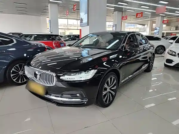 Volvo S90 2021