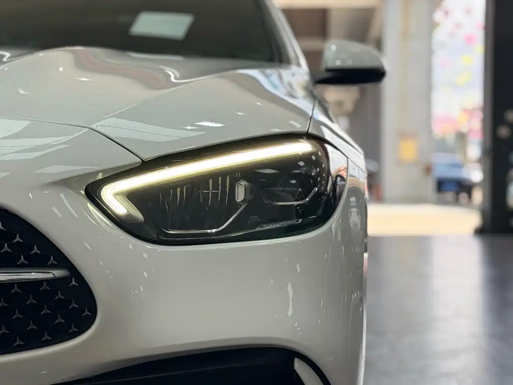Mercedes-Benz C-Class 2022 — фото 10