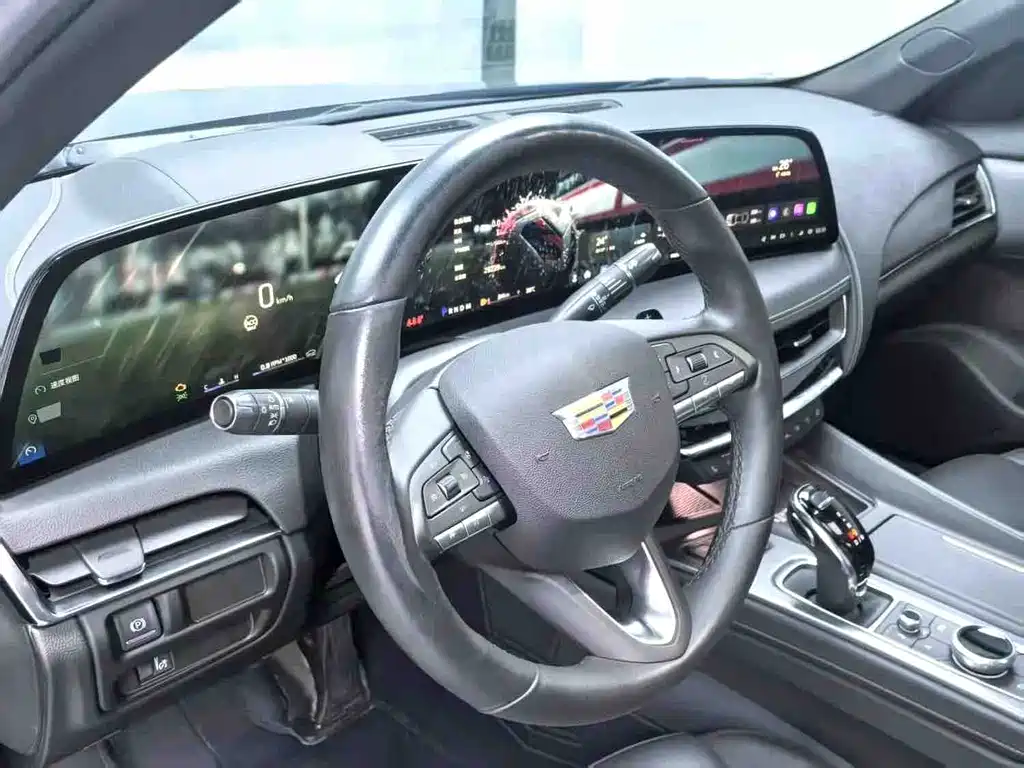Cadillac CT5 2023 — фото 11