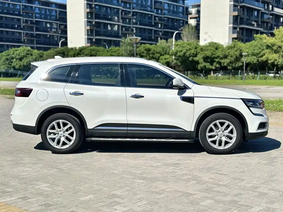 Renault Koleos 2017 — фото 4