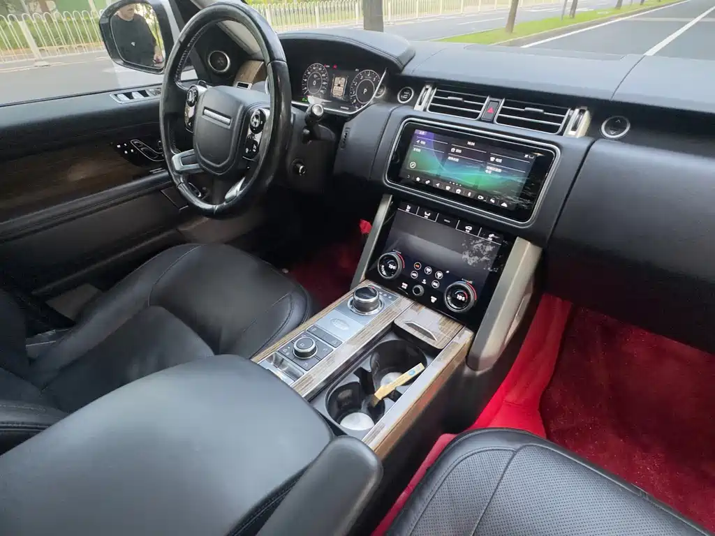 Land Rover Range Rover 2018 — фото 4