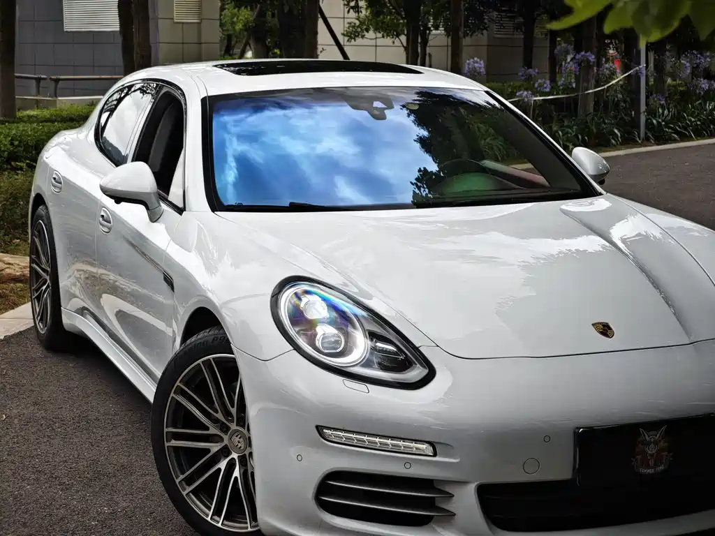 Porsche Panamera 2016 — фото 9