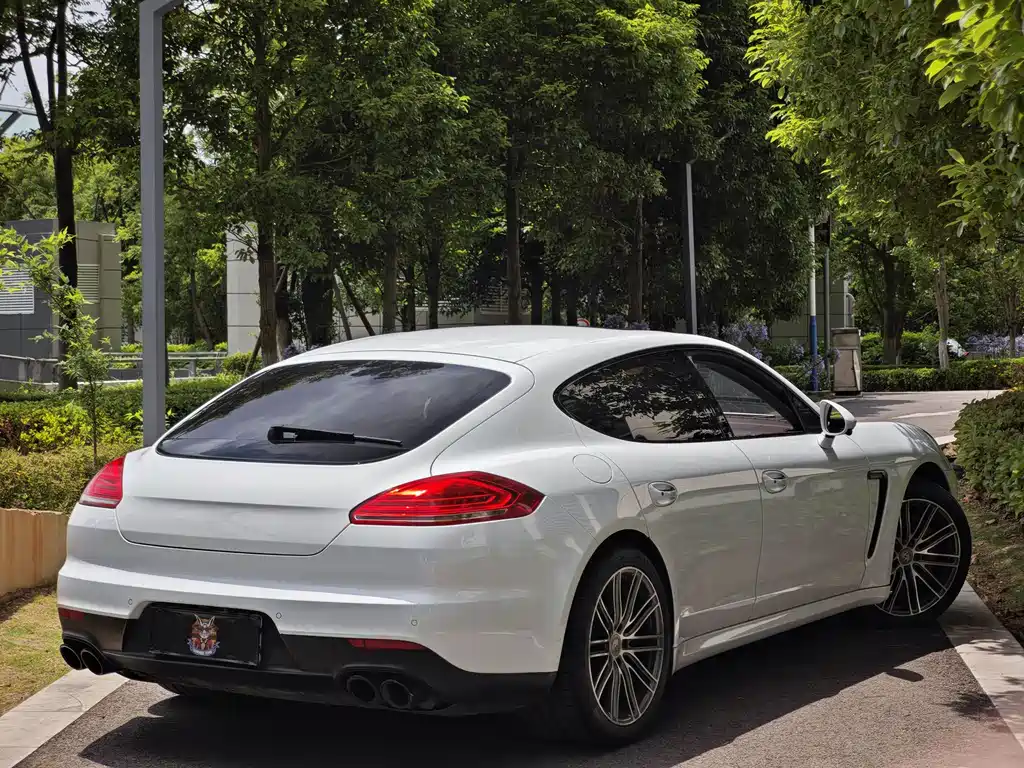 Porsche Panamera 2016