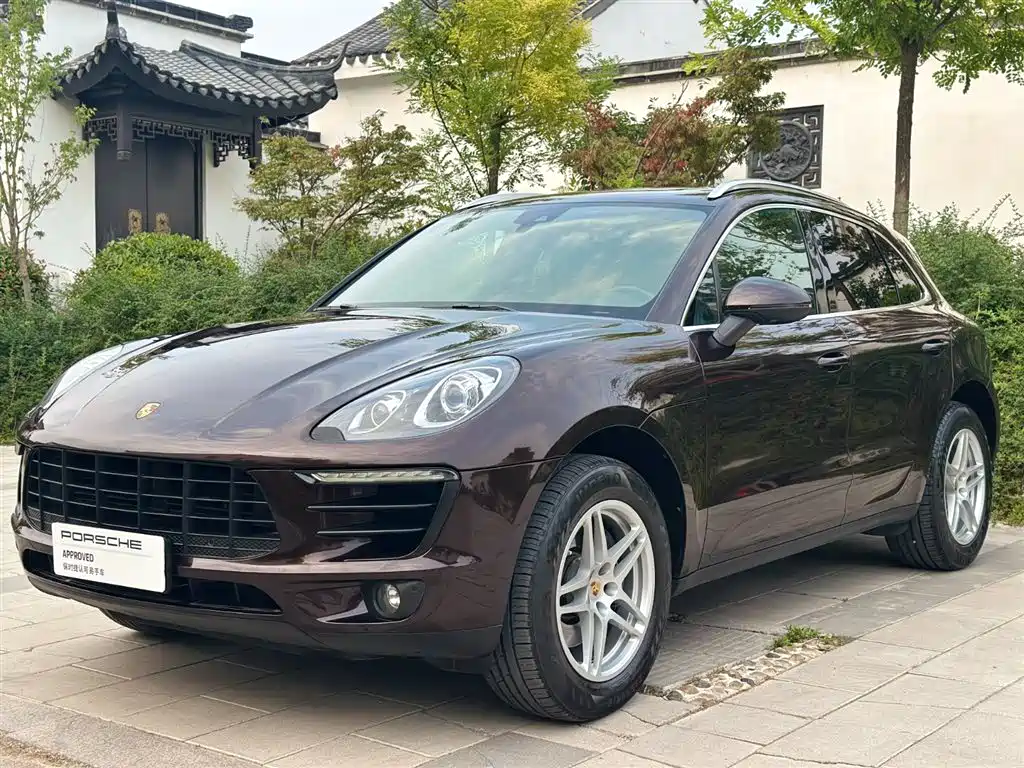 Porsche Macan 2018 — фото 1