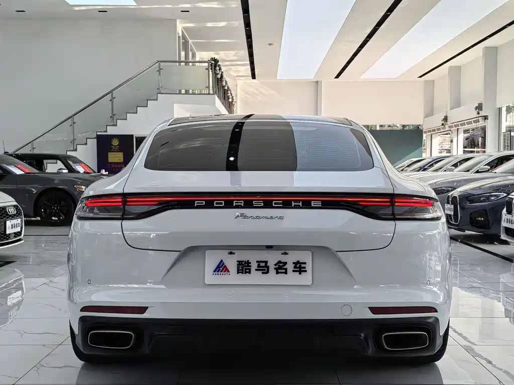 Porsche Panamera 2023 — фото 15