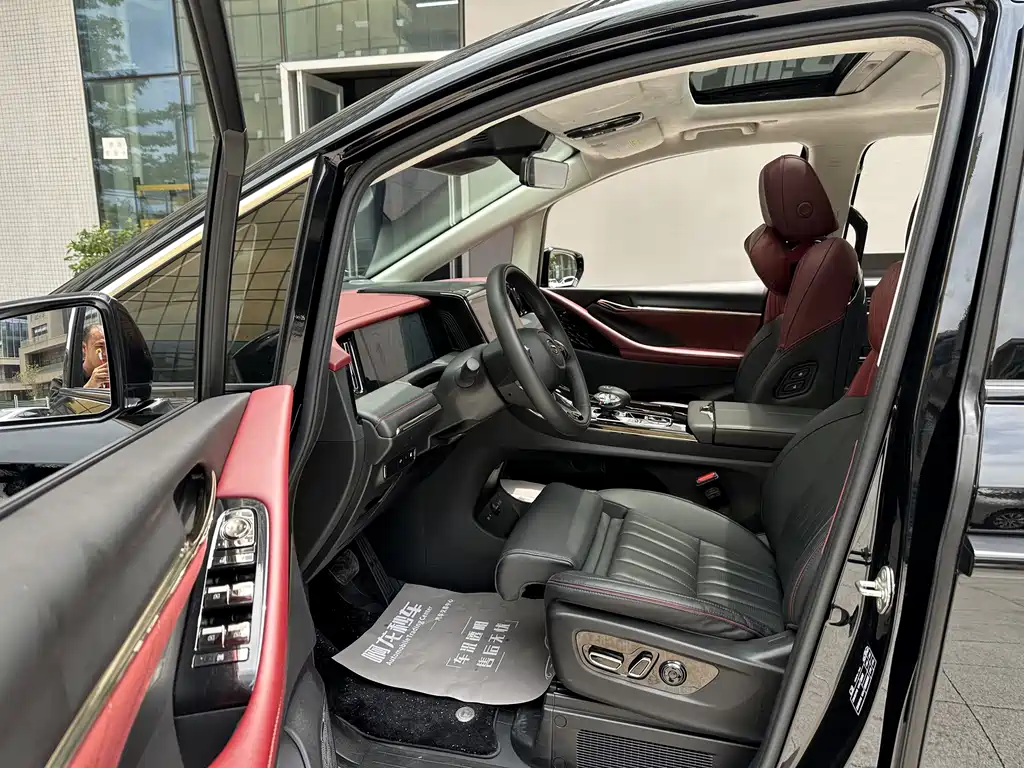 GAC Motor Trumpchi E9 2025 — фото 6