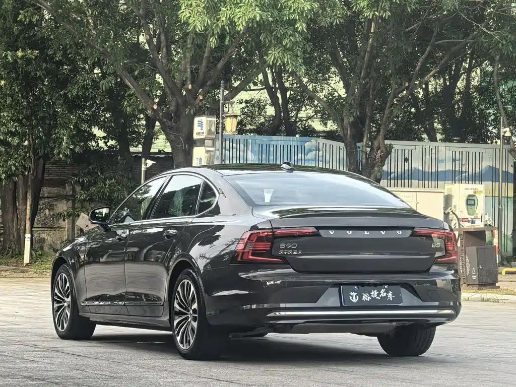 Volvo S90 2024 — фото 3