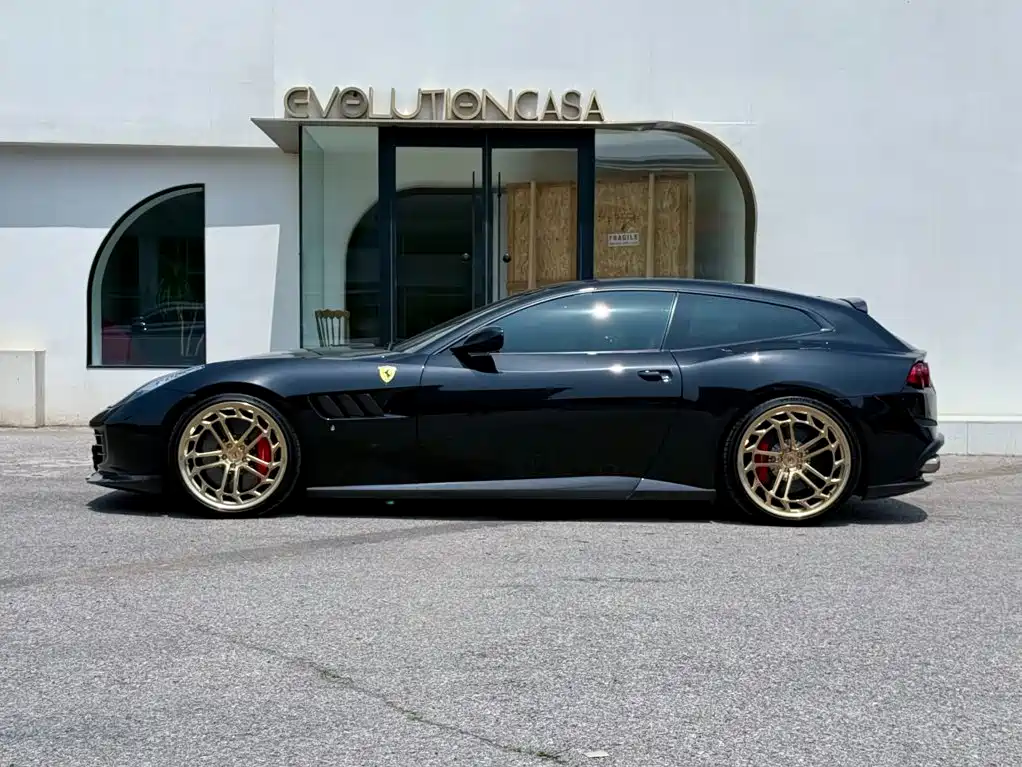 Ferrari GTC4Lusso 2018 — фото 4
