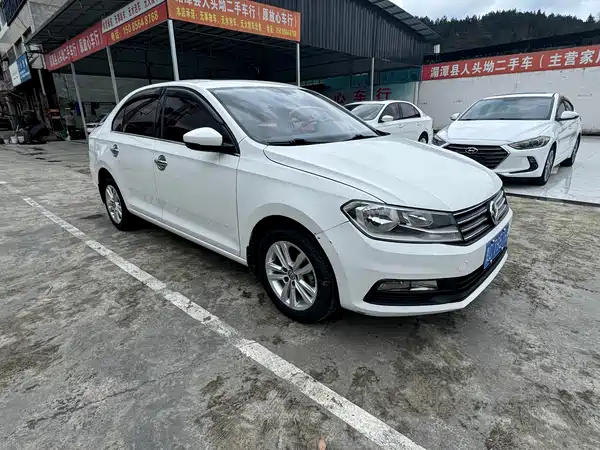 Volkswagen Santana 2016