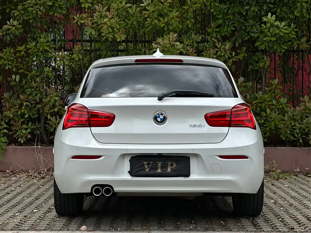 BMW 1 Series 2016 — фото 20