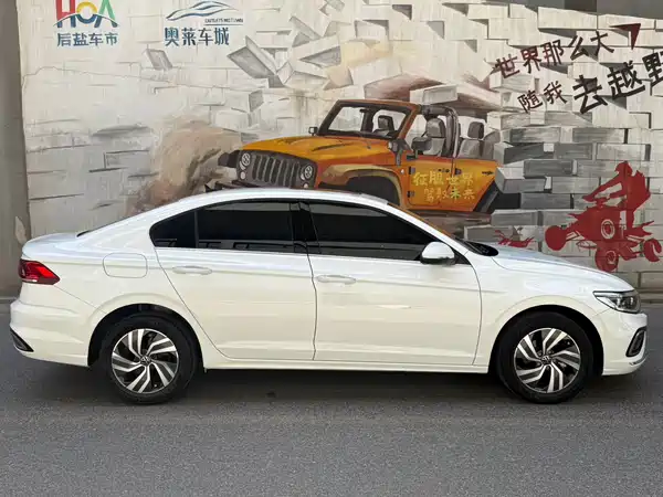 Volkswagen Bora 2022