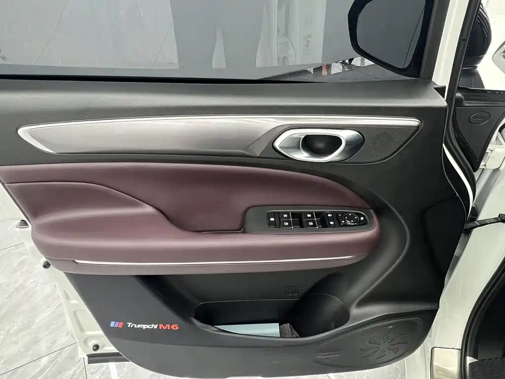 GAC Motor Trumpchi M6 2022 — фото 7