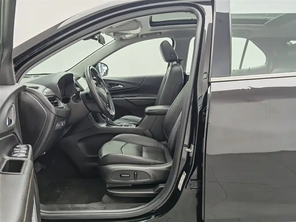 Chevrolet Equinox 2021 — фото 10