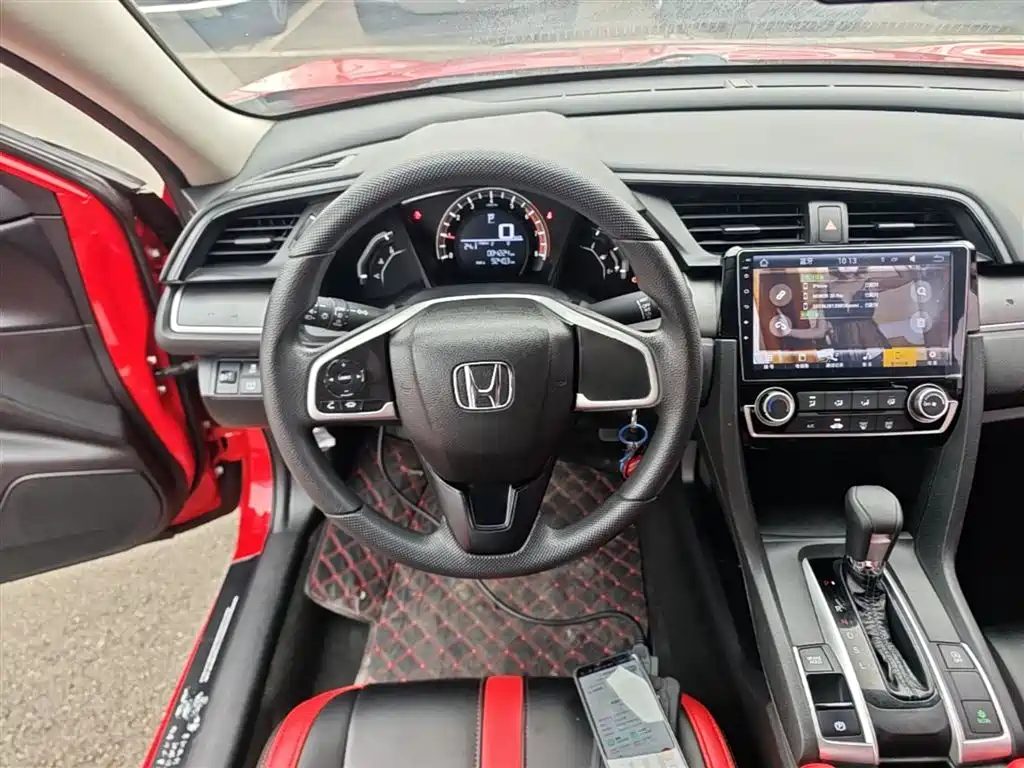 Honda Civic 2017 — фото 11