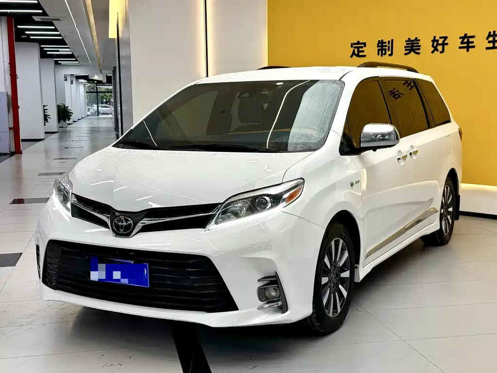 Toyota Sienna 2018