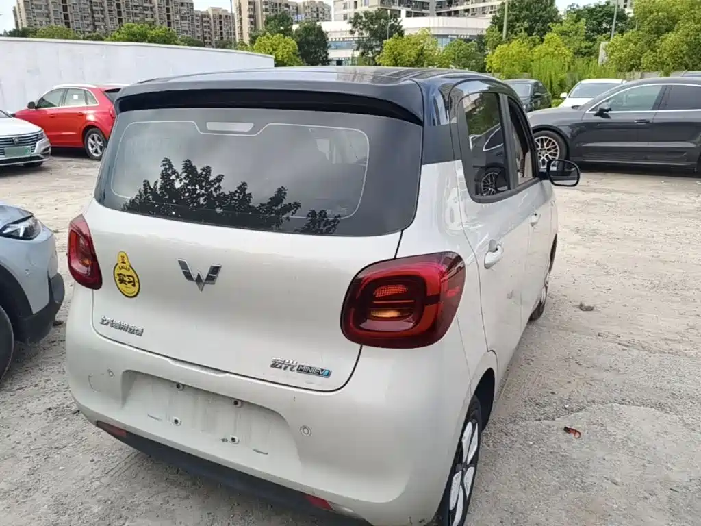 Wuling Hongguang MINIEV 2025