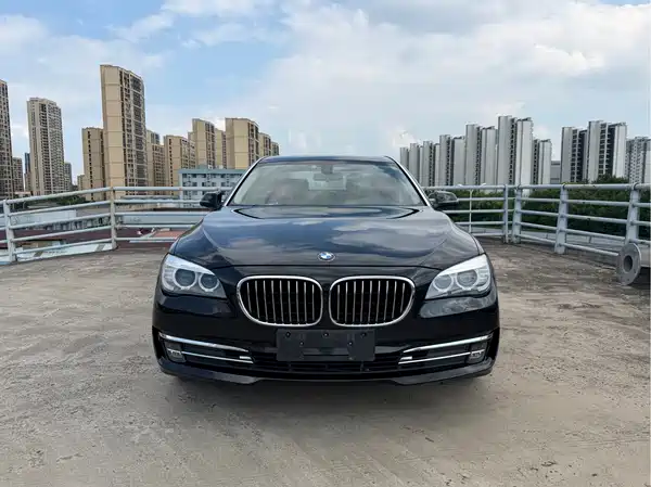 BMW 7 Series 2015