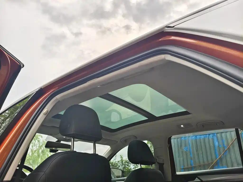 Volkswagen T-Roc 2020 — фото 12