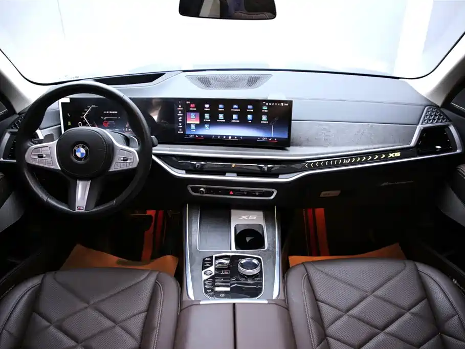 BMW X5 2024 — фото 8