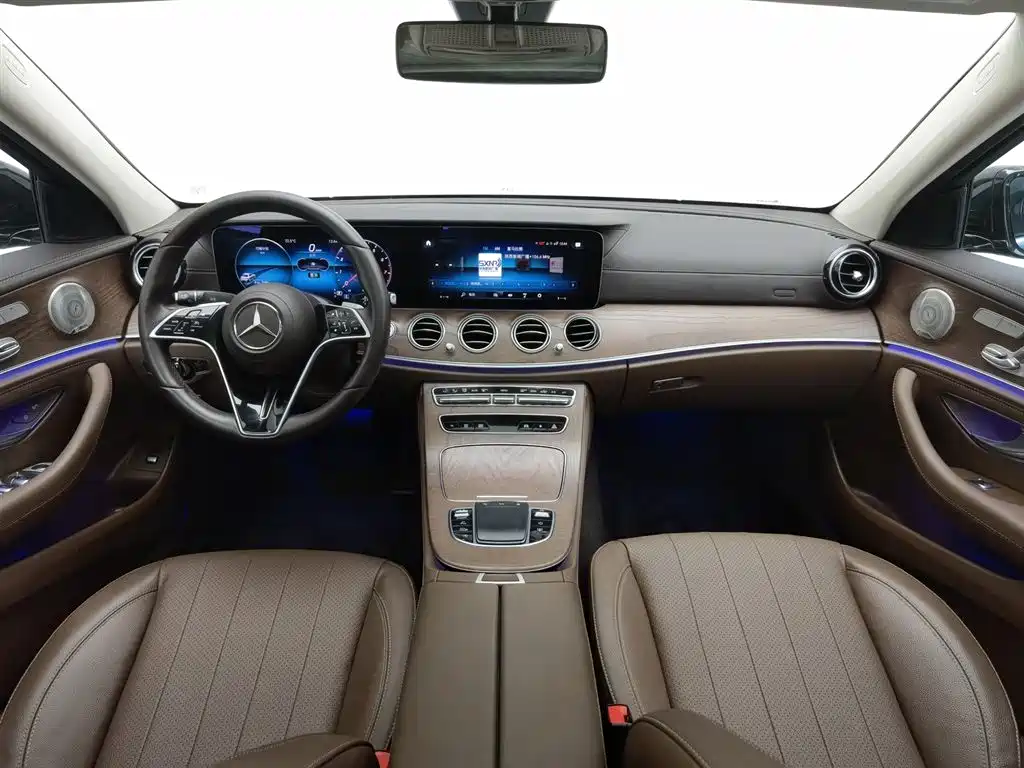 Mercedes-Benz E-Class 2023 — фото 5