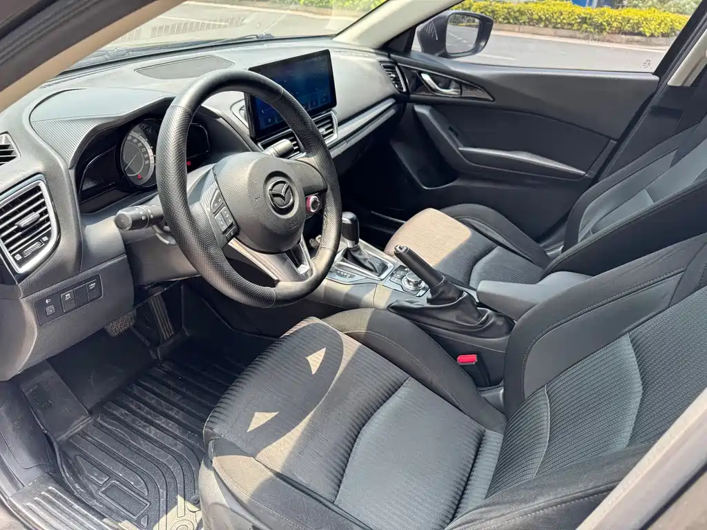 Mazda 3 Angkesela 2015 — фото 8